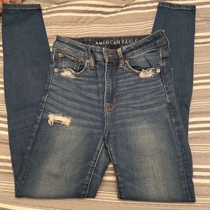 American Eagle High Rise skinny jeans, size 2